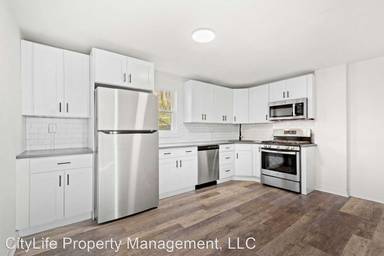 Main picture of 914 Lebanon Ave