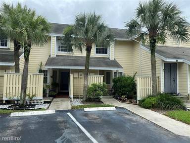 Main picture of 2151 Champions Way