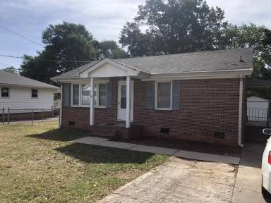Main picture of 110 Clemson Ave