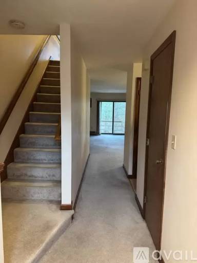 Main picture of 143 Highwood Dr