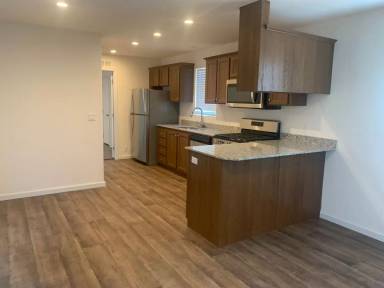 Main picture of 328 Collette Ct