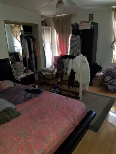 Main picture of 2122 S 10th St