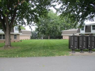 Main picture of Parklawn Apartments