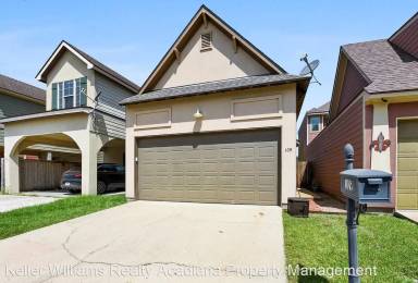 Main picture of 109 Villa Park Ln