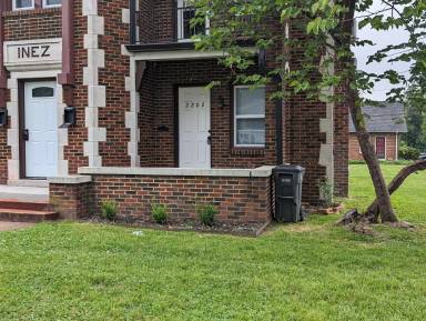 Main picture of 2202 E 7th St