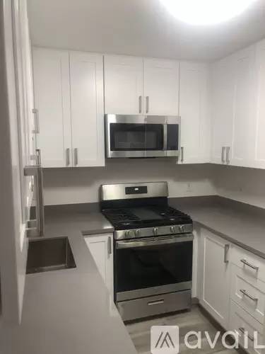 Main picture of 7140 Geary Blvd