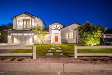 Main picture of 4414 E Monterosa St