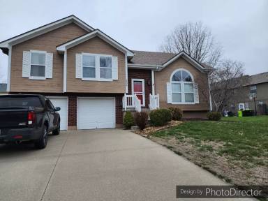 Main picture of 3804 SW Windsong Dr