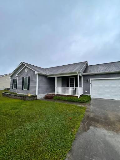 Main picture of 302 Murphy Dr
