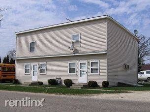 Main picture of 203 Hayes St E