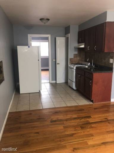 Main picture of 215 36th St