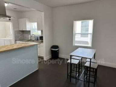 Main picture of 1232 NW 44th St