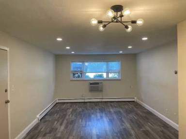 Main picture of 51 Warren St