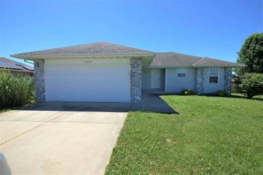 Main picture of 3002 E Morris St