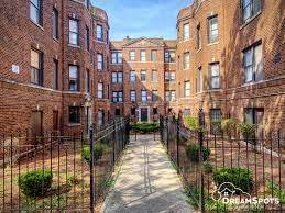 Main picture of 7600 S Essex Ave
