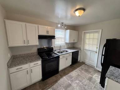 Main picture of 2116 Finchley Dr
