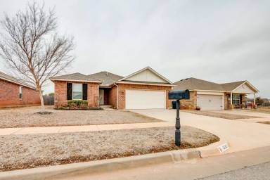 Main picture of 13321 Beaumont Dr