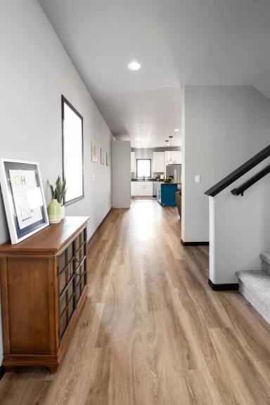 Main picture of 972 27th Ave W
