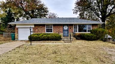 Main picture of 1233 Danville Dr