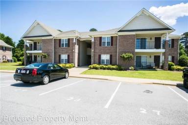Main picture of 1720 Renwick Dr