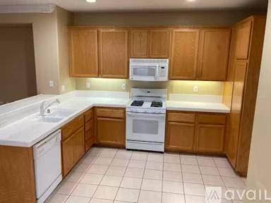 Main picture of 2484 Gatehouse Ln
