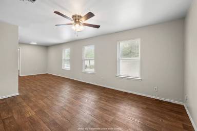 Main picture of 1009 Advance St
