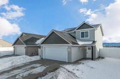 Main picture of 3902 N Pradera Ln