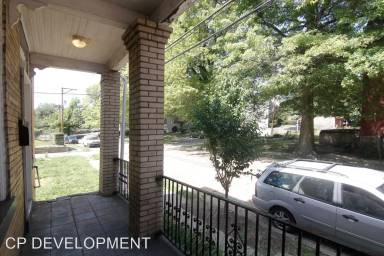 Main picture of 618 West St