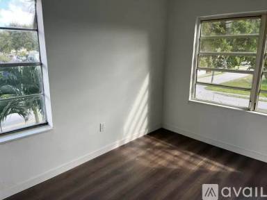 Main picture of 1026 N 17th Ct