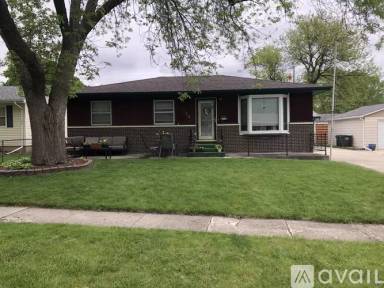 Main picture of 2614 19th Ave N
