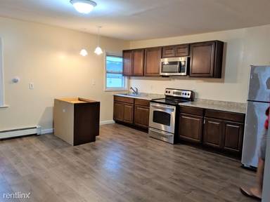 Main picture of 560 Douglas Ave