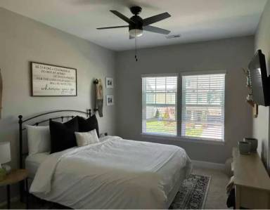 Main picture of 1034 Slew O Gold Ln