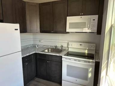 Main picture of 85 Paul Robeson Blvd