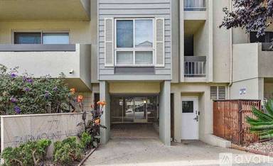 Main picture of 77 Fairmount Ave