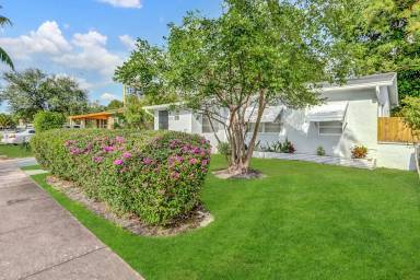 Main picture of 2513 NW 9th Ct