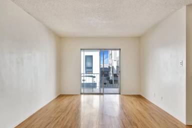 Main picture of 4522 St Charles Pl