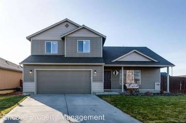 Main picture of 540 NE Quince Ave