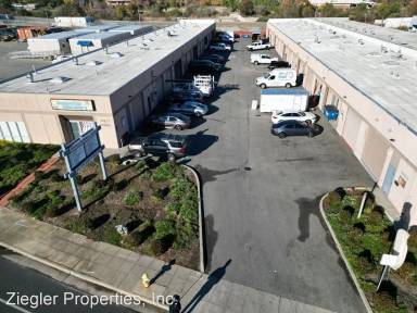 Main picture of 5853 Winfield Blvd