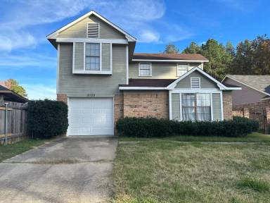 Main picture of 9109 Bushnell Ln