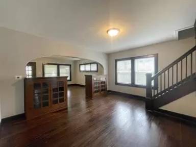 Main picture of 916 E Tabor St