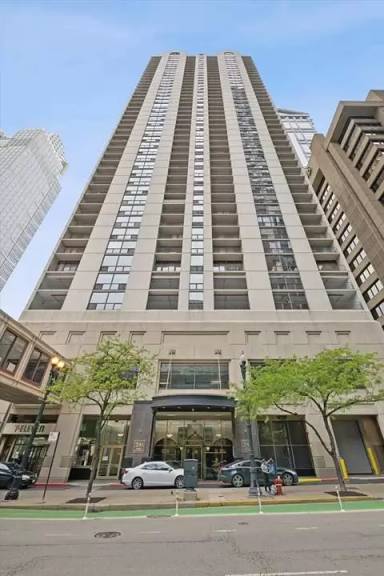Main picture of 200 North Dearborn Condos