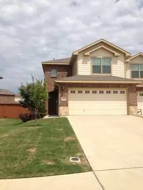 Main picture of 2304 Wood River Pkwy