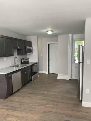 Main picture of 305 Walnut St