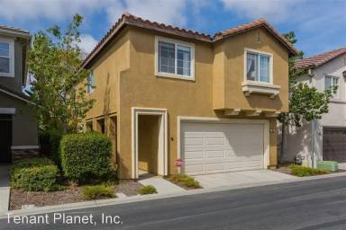 Main picture of 823 Caminito Siena