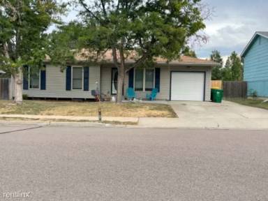 Main picture of 3352 S Holland Way
