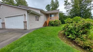 Main picture of 6808 64th Pl NE