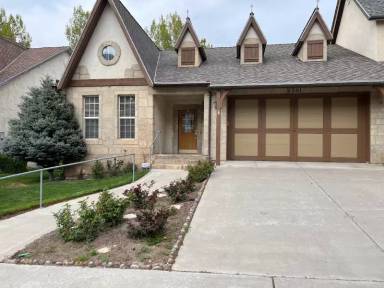 Main picture of 2341 Fairway Dr