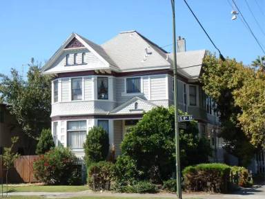 Main picture of 344 E San Salvador St