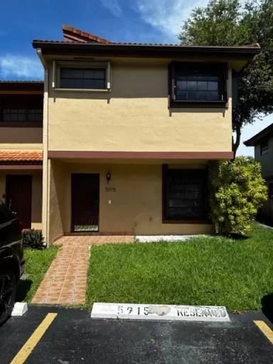 Main picture of 5915 SW 133rd Ct