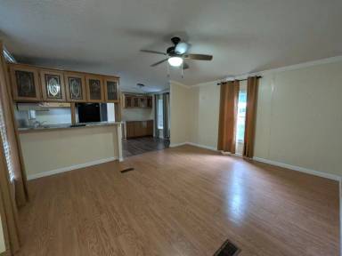 Main picture of 7988 Hickory Hollow Dr